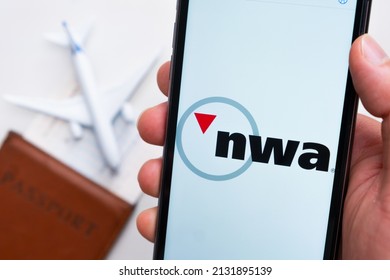 northwest airlines logo design