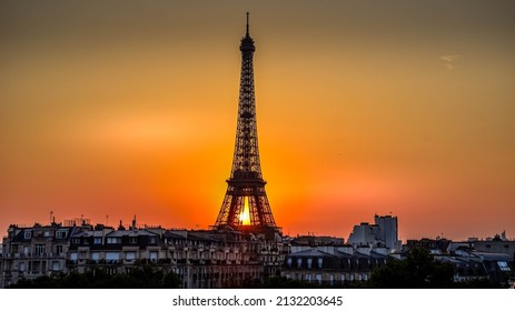 Tháp Eiffel ở Paris, Pháp