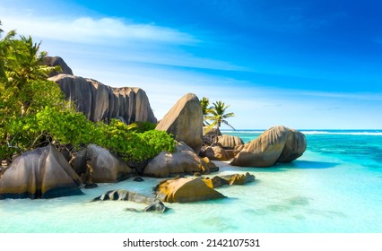 Paradiesstrand auf der Insel La Digue auf den Seychellen. Anse Source D’Argent