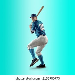 グラデーションの色とりどりのネオンの背景にダイナミックなアクションを繰り広げる野球選手。スポーツ競争の概念。