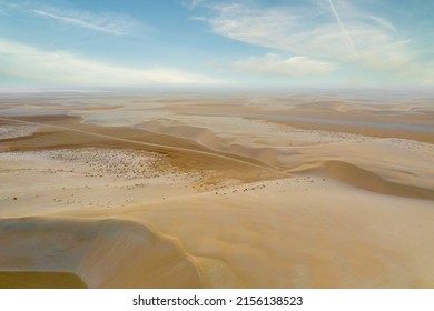 シーライン砂漠の砂丘、カタール