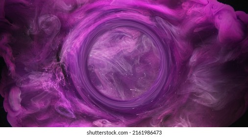 インクの水しぶき。蒸気雲モーション ラウンド ポータル。ロゴ表示効果。赤シネマ カメラ 6 k で撮影した暗い黒の抽象芸術の背景に紫の白い色の染料の流れ。