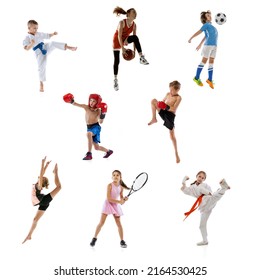 Karate, baloncesto, fútbol, ​​boxeo y tenis. Collage de pequeños deportistas, niños y niñas en forma en acción y movimiento aislados en fondo blanco. Concepto de deporte, logros, competencia. Póster.
