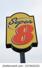 super 8 logo