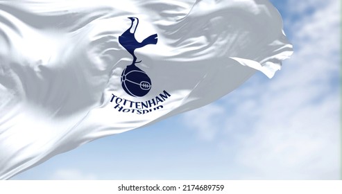 Tottenham Hotspur FC Logo PNG Transparent & SVG Vector - Freebie