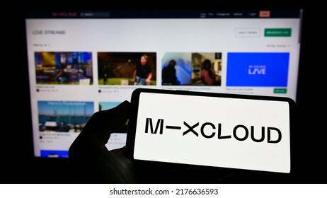 mixcloud logo