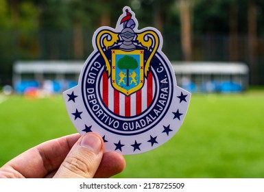 Club Deportivo Chivas Logo Png Vector (Ai) Free Download