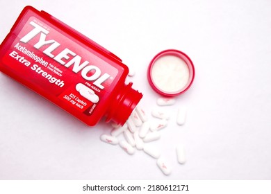 tylenol logo