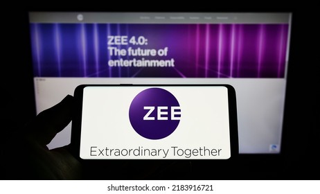 Zee TV Zee One Zee Entertainment Enterprises Mumbai Television channel, zee,  angle, logo, zee One png | PNGWing