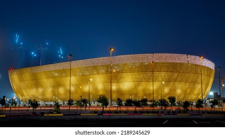 80,000 席のルサイル スタジアムの夜景 - FIFA ワールド カップ カタール 2022 の決勝戦が行われるのはここです - Doha QATAR 11-08-2022