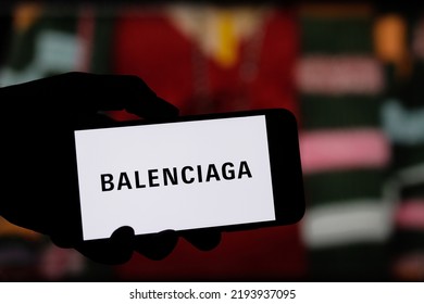 balenciaga logo - Google รูปภาพ