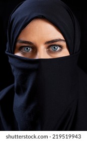 Beautiful woman with black veil blue eyes beautiful face 2K wallpaper ...