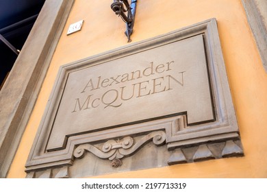 Alexander McQueen Logo PNG Vector (AI) Free Download