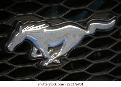 Ford Pin Mustang Logo 35th Anniversary Maße Emblem 27x24mm 