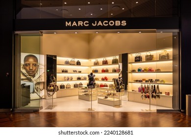 Marc Jacobs – Logo, brand and logotype