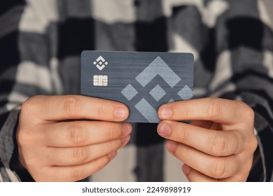 2249898919