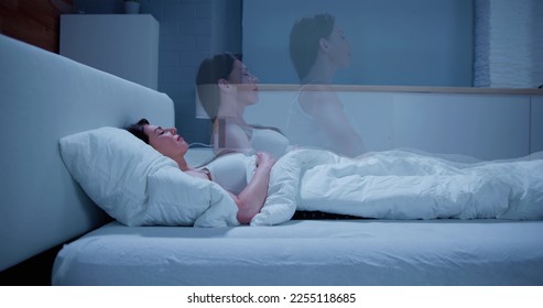 여성 유령 또는 영혼 악몽. 몸과 영혼
