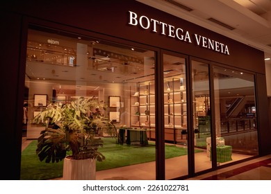 Bottega Veneta 20319 Vector Logo - Download Free SVG Icon