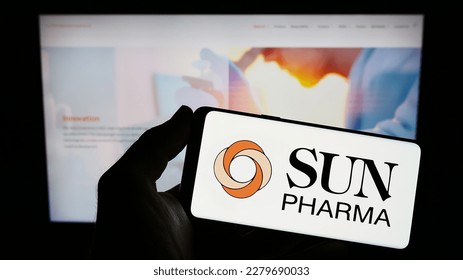 Sun Pharma in early talks to buy Intas Pharma - sun pharma in early talks  to buy intas pharma - TimesXP Bengali