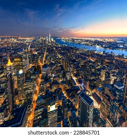 日没後のビッグアップル - 夜のニューヨークマンハッタン