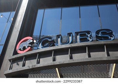 Download Slant Chicago Cubs Logo Wallpaper