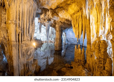 ネプチューンの洞窟 - サルデーニャ島 - イタリア