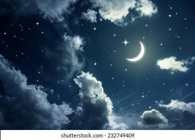 星と月のある夜空