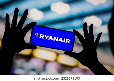 ryanair logo png