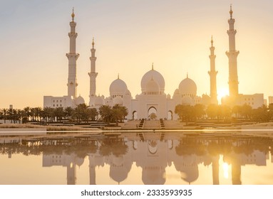 20. mart 2023., Abu Dabi, UAE: džamija šeika Zajeda najveća džamija UAE koja se nalazi u glavnom gradu Abu Dabija Ujedinjenih Arapskih Emirata. Treća najveća džamija na svijetu. Predivna fotografija na zalasku sunca