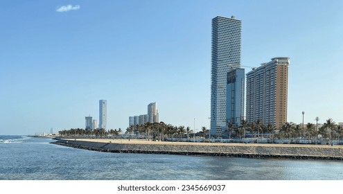 بحر جدة في يوم صيفي