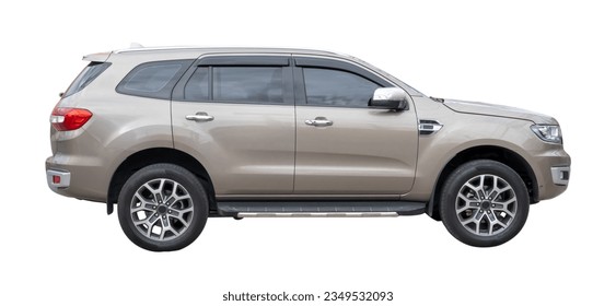 Chiếc xe SUV màu xám tuyệt đẹp được tách biệt trên nền trắng với đường cắt.
