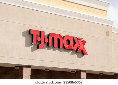 Tj Maxx Stock Photo - Download Image Now - T.J. Maxx, Building