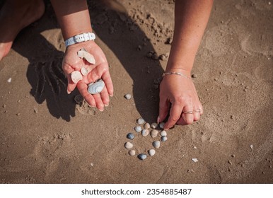 2354885487