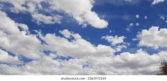 Sole eterno e sogni azzurri