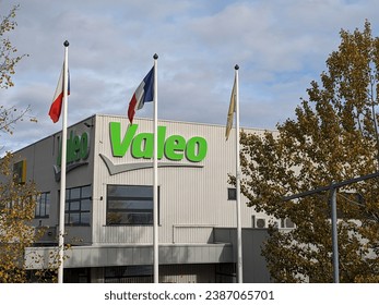 Valeo Vector Logo  Free Download - (.SVG + .PNG) format 