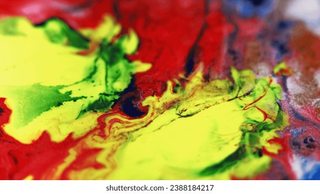 สีผสมกลิตเตอร์ หมึกฟองน้ำ สีน้ำมันผสมของเหลว สีแดงสด เหลือง เขียว ขาว ประกายระยิบระยับ พื้นหลังศิลปะนามธรรม