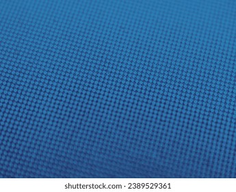 Primer plano de una página de cómic vintage real con un patrón de puntos azules del proceso de impresión sobre fondo de papel