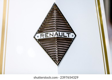 Download Renault Group Logo Vector SVG, EPS, PDF, Ai and PNG (5.36