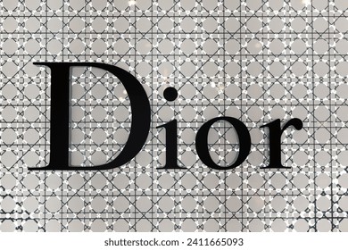 Jadore discount dior logo