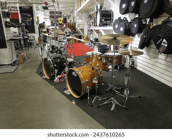 Λογότυπο DW Drums PNG Vector (EPS) ΔωρεάνΛογότυπο DW Drums PNG Vector (EPS) Δωρεάν  