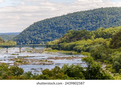 Ditë e bukur në Parkun Historik Kombëtar Harpers Ferry