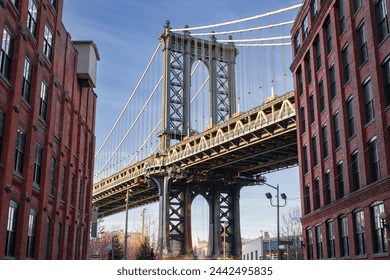 Pohled na most Manhattan z Dumbo v New Yorku (USA)