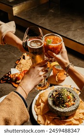 ホテルロビーバーのハッピーアワー