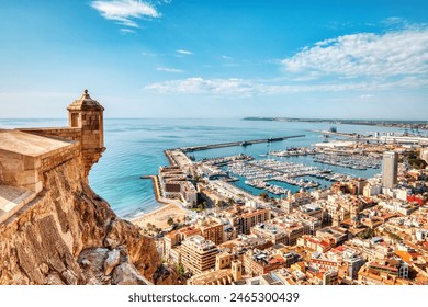 Istana Santa Barbara dengan Alicante Panorama Aerial View, Alicante, Sepanyol