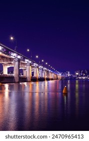 Seoul, Korea, pemandangan malam Sungai Han