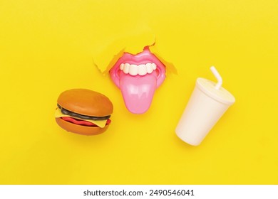 Živahen pop art slog z velikim nasmehom, čizburgerjem in pijačo na svetlo rumenem ozadju