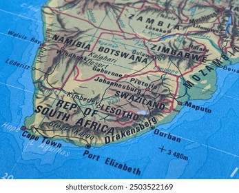 Une carte de l'Afrique du Sud, adaptée pour illustrer les voyages dans le monde, le tourisme mondial, le commerce et l'économie mondiaux
