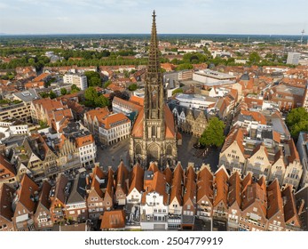 Mesto Muenster, Nemčija, posnetek st. Cerkev Lamberti. Munster v Severnem Porenju Vestfaliji, NRW, Nemčija.