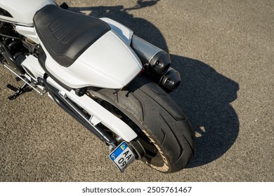 2505761467