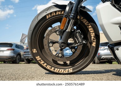 2505761489